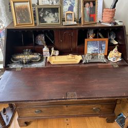 Antique Desk Hutch From The 1790's