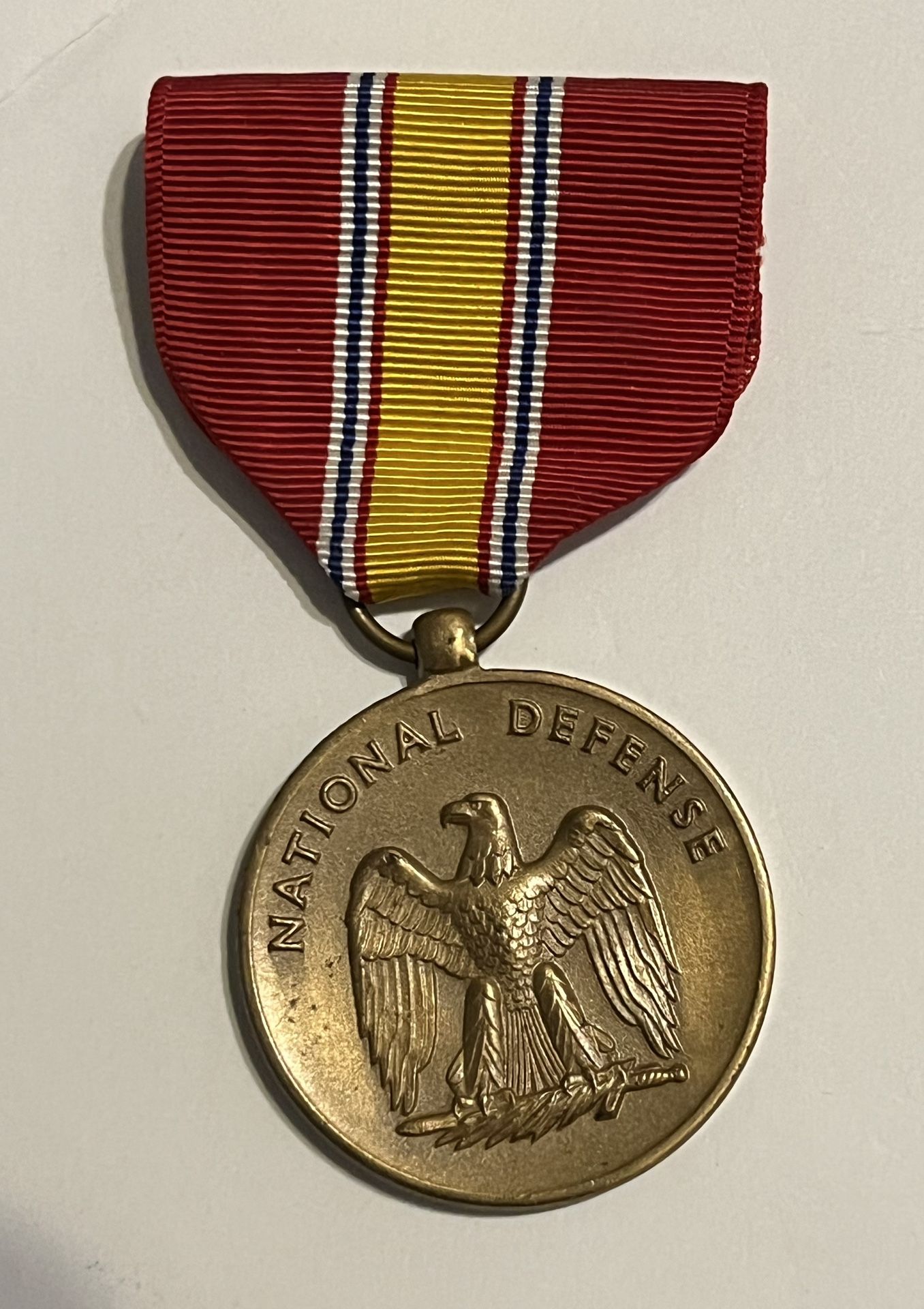Nice Original U.S. National Defense Service Award Armed Forces Full Size Medal