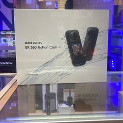 Insta360 X5 Essential Bundle