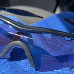 Oakley made in USA M frame sunglasses great condition