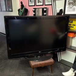 55” Lg Tv In Great Working Condition ,
