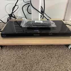 DVD player with remote