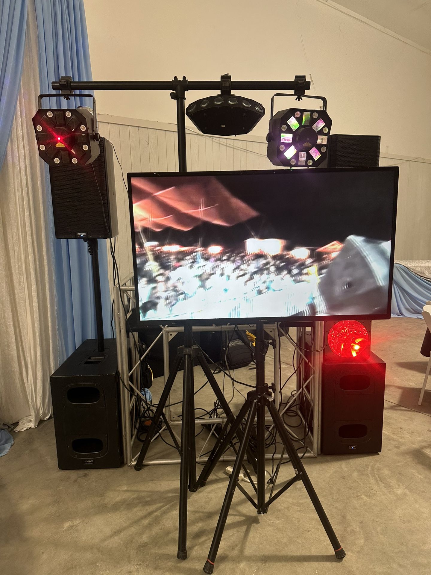 DJ/Karaoke Party/Fiesta