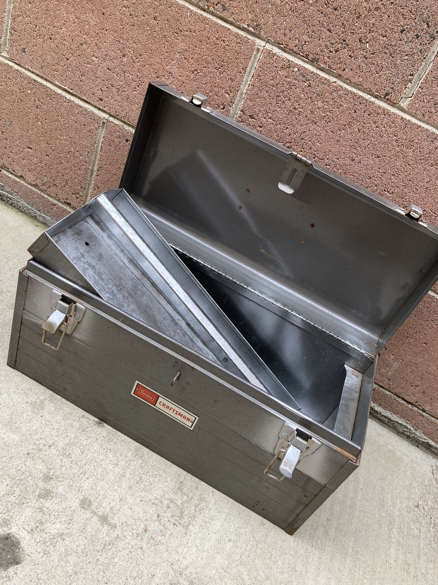 Craftsman Tool Box 18”