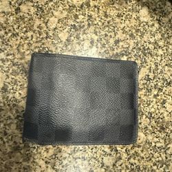 Louis Vuitton Men’s Wallet 