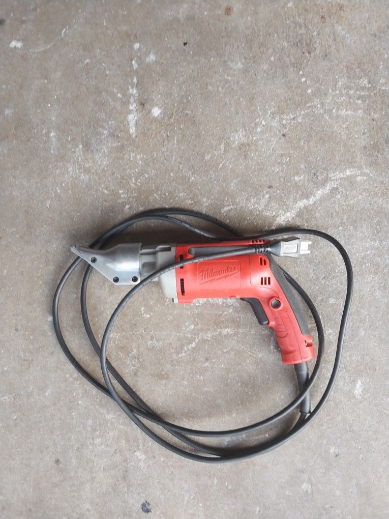 Milwaukee Shear 18 Gage - 1 . 2 mm ( Brand New )