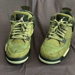 Size 6Y(GS) - Jordan 4 SE Retro Low Craft - Olive