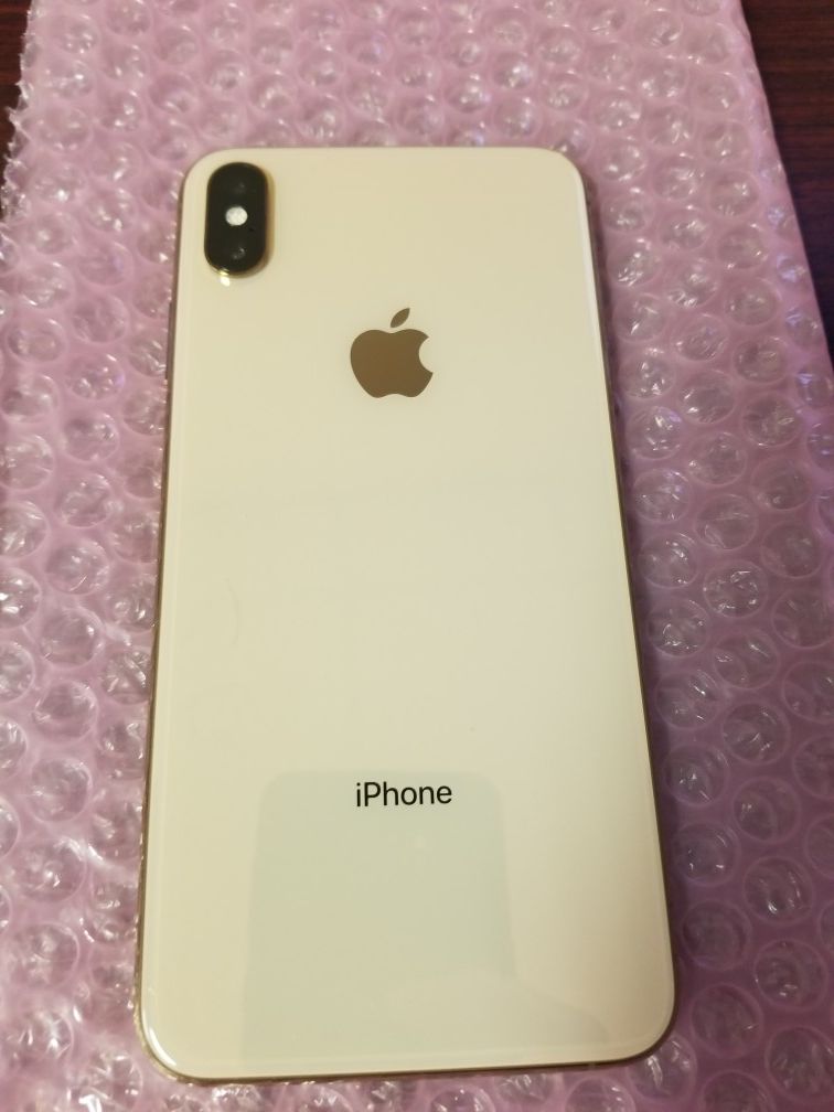Iphone Xsmax 256gb at&t with free Iphone Xsmax 256gb at&t with free