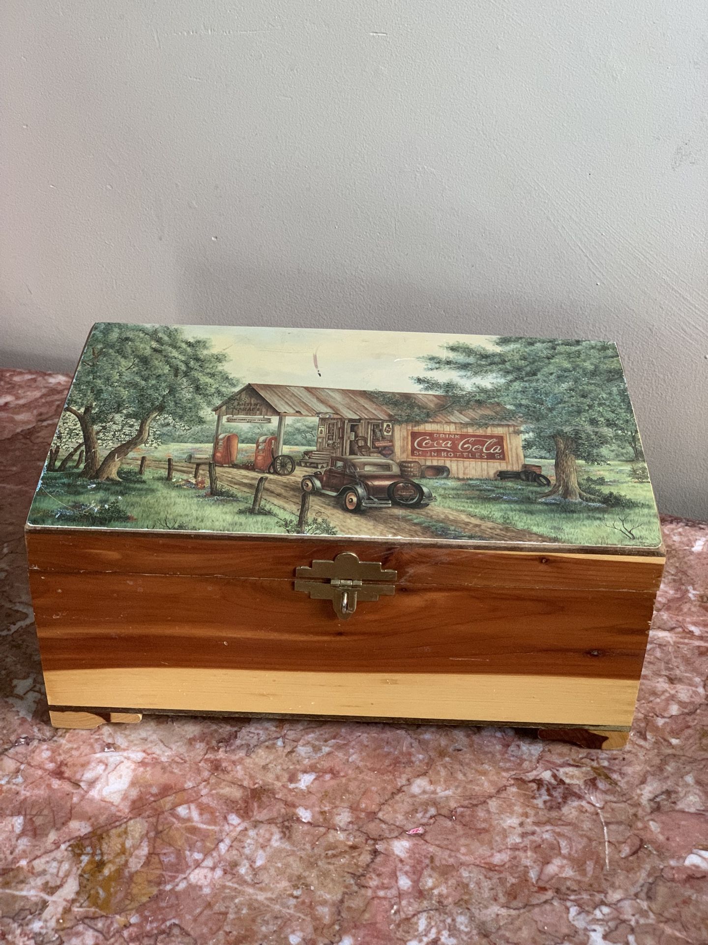 Vintage Wooden Keepsake Box w/ Country Store & Coca-Cola Truck Art 10x6.5x4.5
