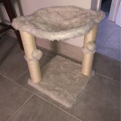 20’ Cat Tree
