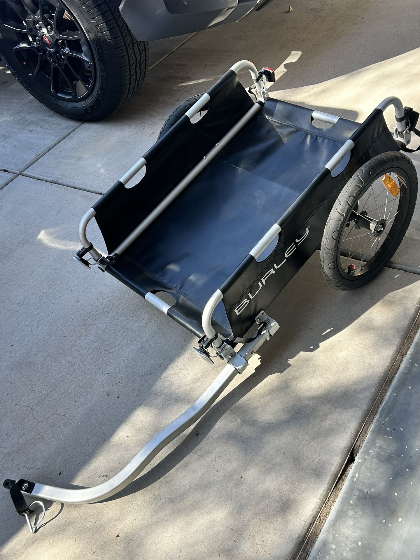 BURLEY BIKE TRAILER