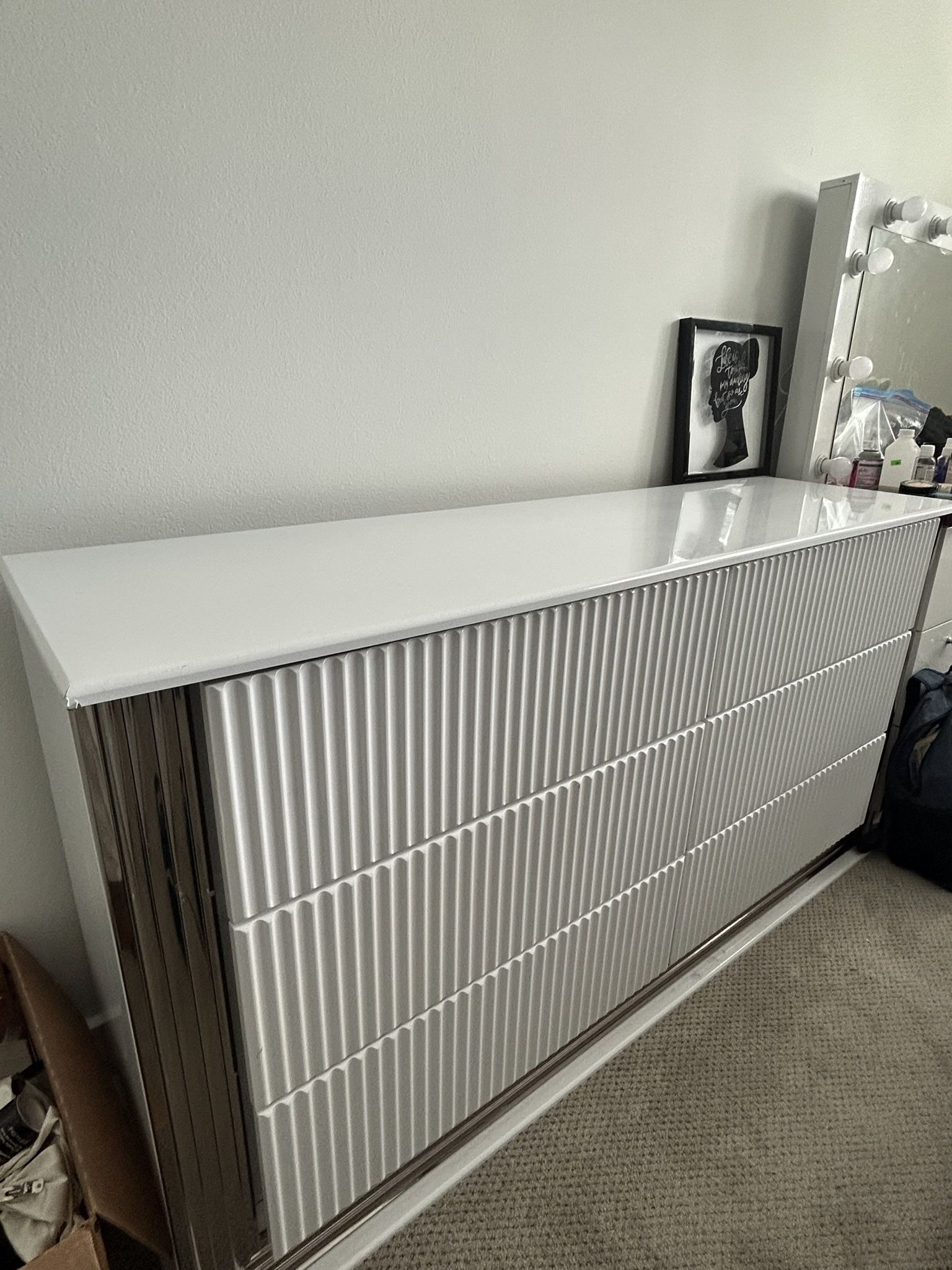 Queen Bedroom Set