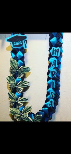 Graduation leis