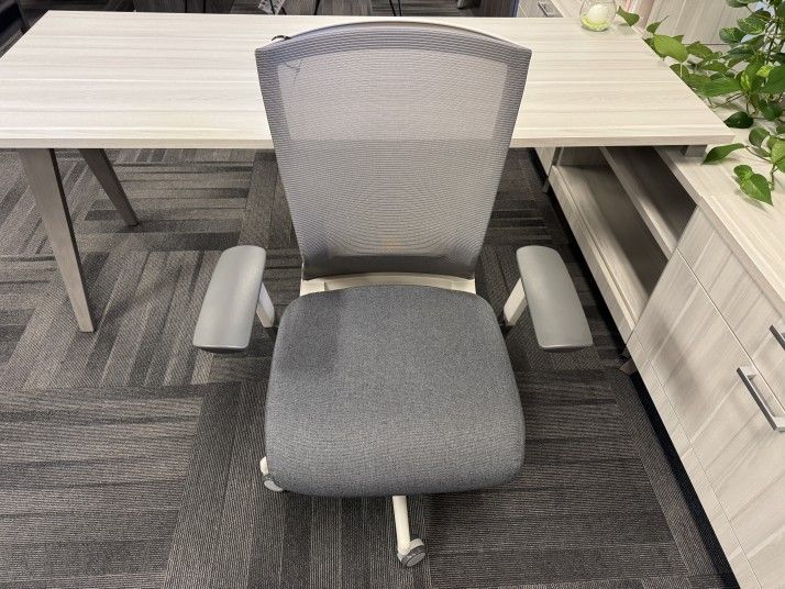 New - Propel High Back Executive Office Task Chair