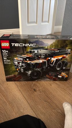 LEGO Technic All-Terrain Vehicle 42139
