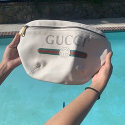 Gucci Leather Belt Bag