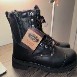 MOTORCYCLE BOOTS