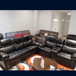 *Living Room Special*---Santiago Mature Black Leather Reclining 3 Piece Sets---Delivery And Easy Financing Available👏