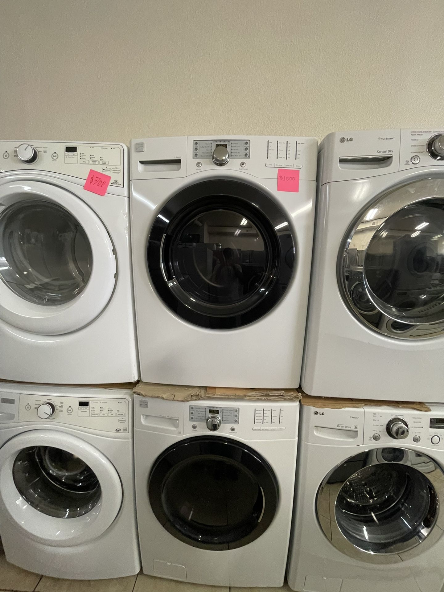 Kenmore Front Load Washer And Kenmore Eléctric Dryer