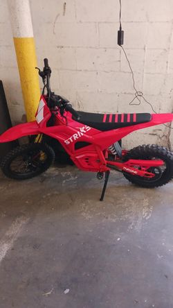 Throne strike shadow e-moto