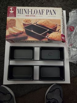 Bakers Advantage mini linking loaf pan $5 New