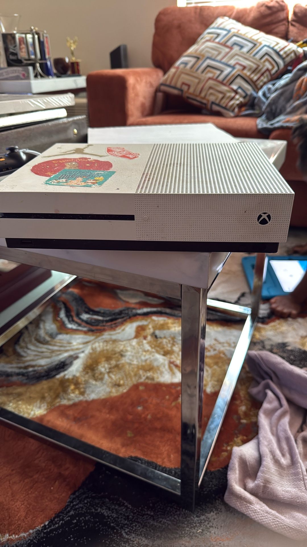 Xbox One S