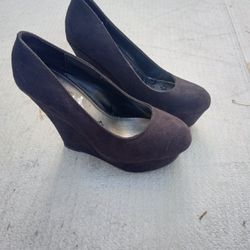 Size 8 Ladies Wedges 