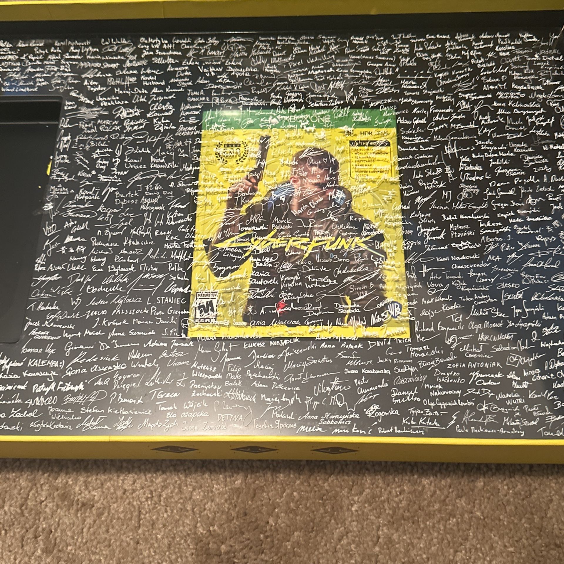 Cyberpunk 2077 Collectors Edition (Xbox)