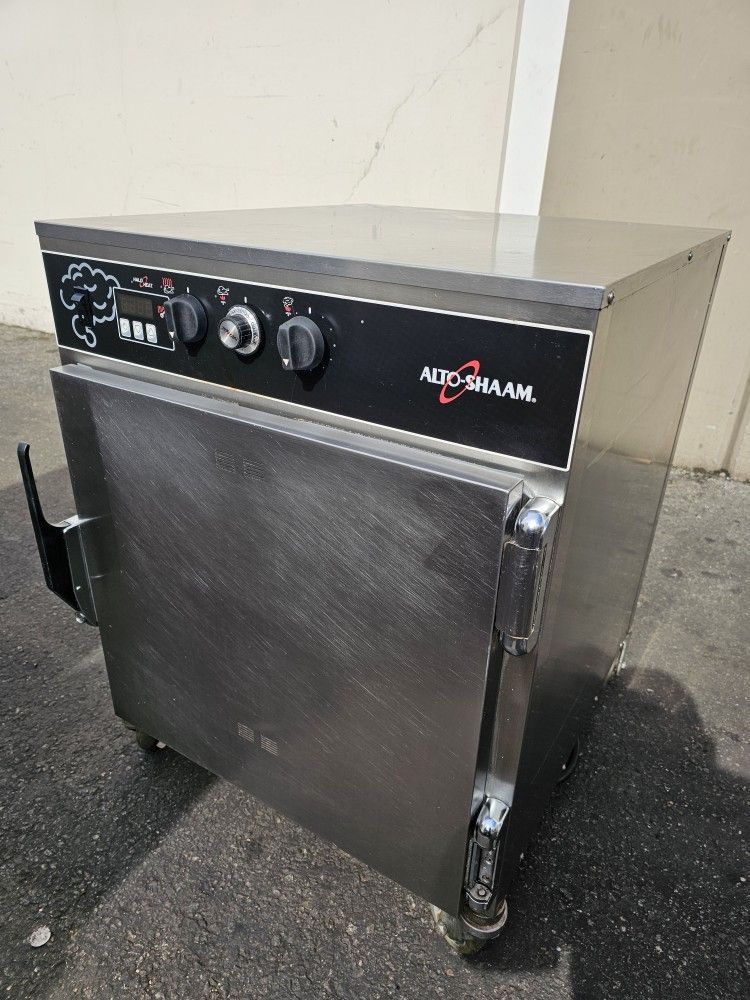 Alto-Shaam 767-SK Commercial Smoker Oven Cold Smoking, 120v.
Tested & Works Excellent !!