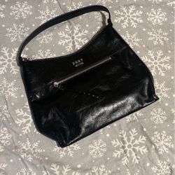 New DKNY purse + Dust bag 