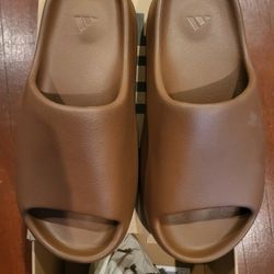 Adidas Yeezy Slide Brown Sz.10