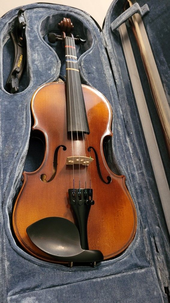 Old Bon Model 100 sized 1/2 Violin 