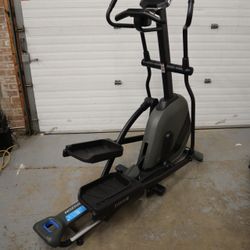 Used Horizon Fitness Evolve 3 EP583B Folding Elliptical