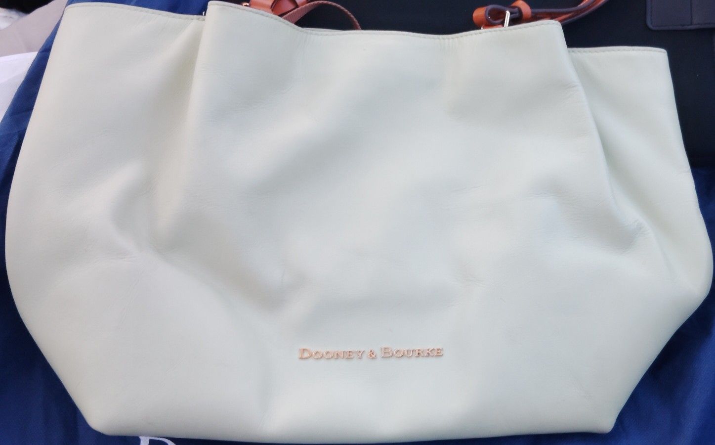 DOONEY & BOURKE ARMY GREEN CITY FLYNN