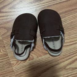 Toodler Slippers