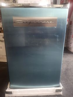 Mini Refrigerator
Frigidaire 4.5 Cu. Ft. Compact Refrigerator