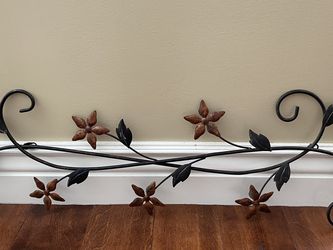 Metal Plaque To Decorate Your Wall