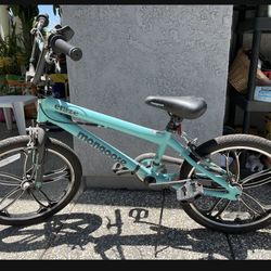Unisex Kids 20” BMX Mongoose Bike 