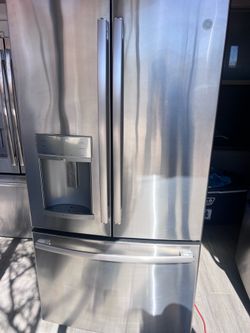 GE PROFILE REFRIGERATOR COUNTER DEPTH ***60 DAY WARRANTY***