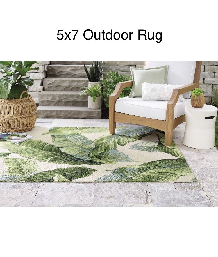 90039 Tropical Threshold TARGET Outdoor Rug 5x7 for Sale in Anaheim, CA