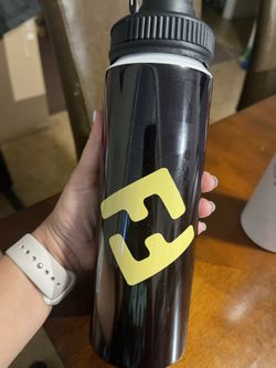 Customized cups and Tumblers 