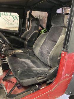 Jeep seats