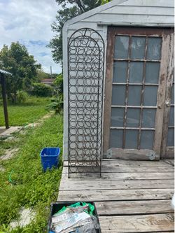 Wine Rack - Rod Iron- Holds 67 Bottles