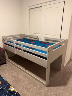 Kids / Toddler twin size bed frame and mattress