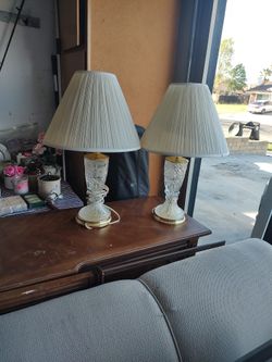 MATCHING LAMPS
