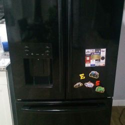 Refrigerator 