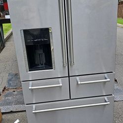 kitchen aid frige 5 doors perfec working 