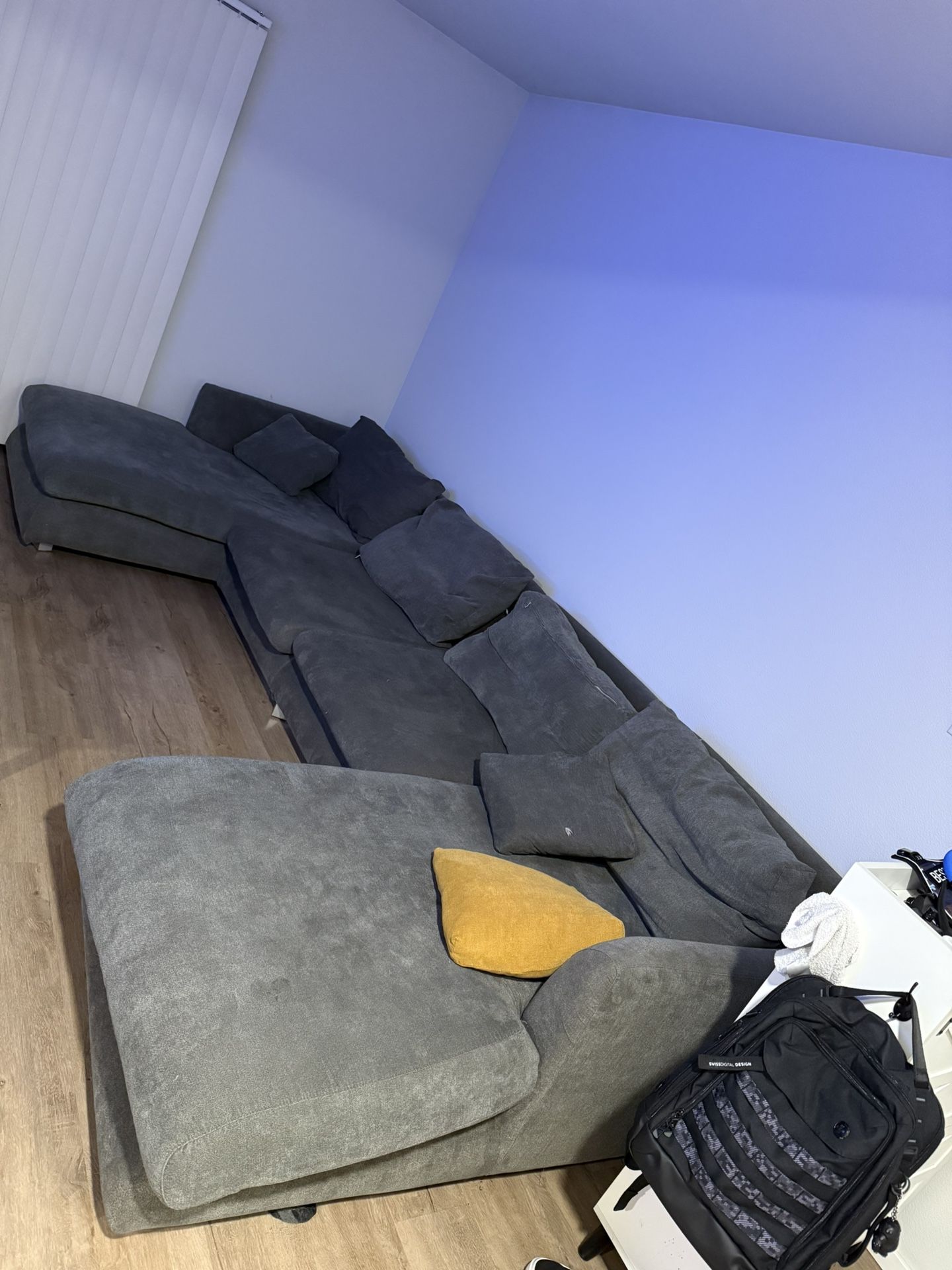 Feathers U Shaped Sofa