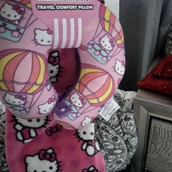 Hello Kitty Pillow 🩷 Baby Blanket 