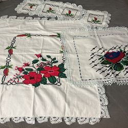 Handmade Vintage Rose Table Runners Set 